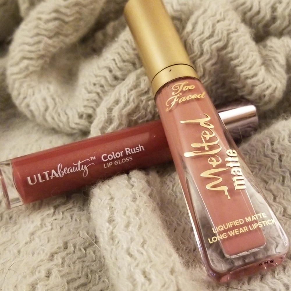 5/25$ Too Faced Matte Queen B